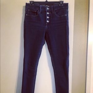Express mid-rise stretchy blue denim jeans!
